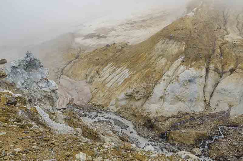 65 - Rusia - Kamchatka - volcan Mutnovsky - interior